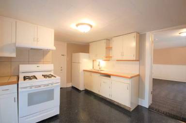 Main picture of 716 Benton St