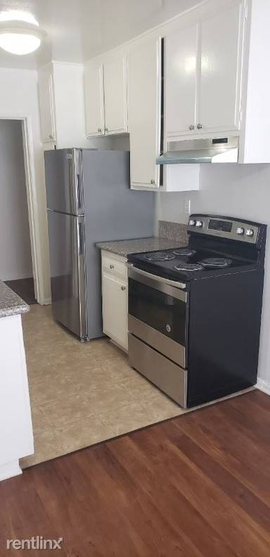 Main picture of 11922 Kling St