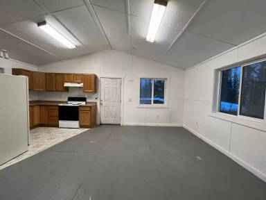 Main picture of 2385 Maria St