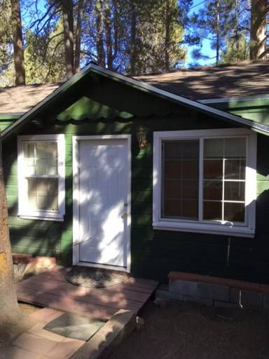 Main picture of 1103 Sierra Blvd