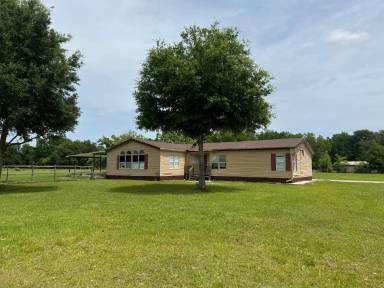 Main picture of 19803 Eustis Airport Rd