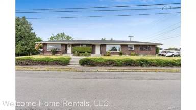 Main picture of 2717 S 54th St