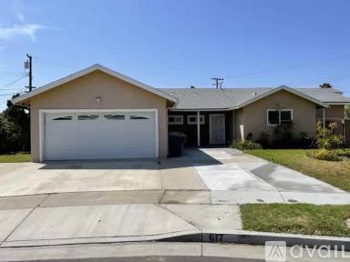 Main picture of 617 S Oakwilde Dr