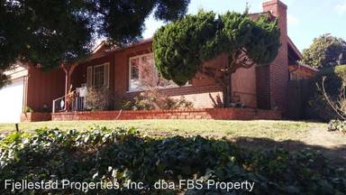 Main picture of 5126 Gary St