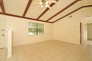 Main picture of 1635 Yamada St SE