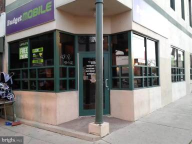 Main picture of 2362 N Front St