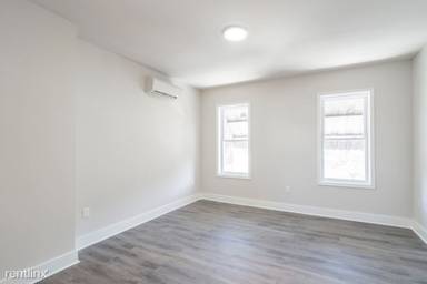 Main picture of 1235 W Huntingdon St