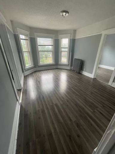 Main picture of 6450-6456 S Parnell Ave