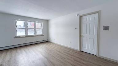 Main picture of 322 Hudson St