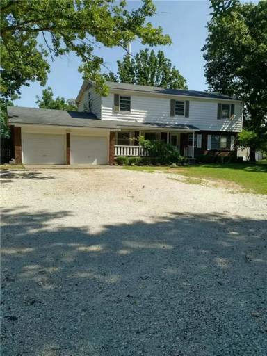 Main picture of 1720 E Zion Rd