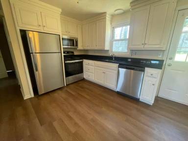 Main picture of 30 Boston Ave