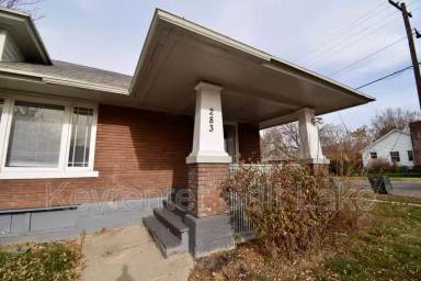 Main picture of 227 E Edith Ave