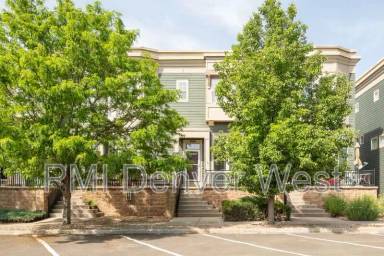 Main picture of 9369 Longs Peak Dr