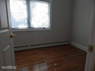 Main picture of 50 Springfield St
