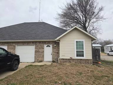 Main picture of 8083 County Road 436