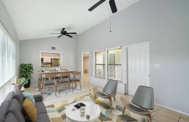 Main picture of 401 W Florida Ave