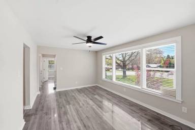 Main picture of 2301 Shamrock Dr