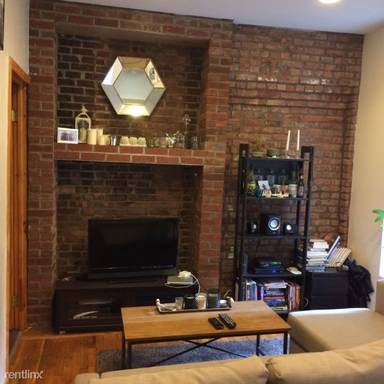 Main picture of 351 E 14th St