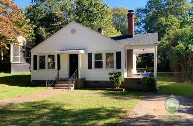 Main picture of 3 Skyland Dr