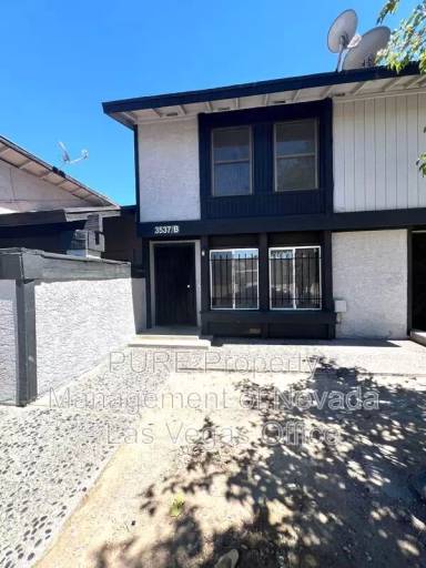 Main picture of 3537 Mercury St
