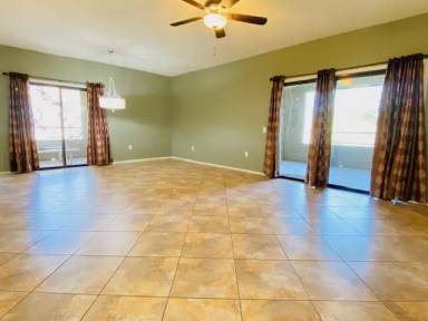 Main picture of 15225 N 100th St