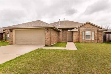 Main picture of 8001 Woodbend Ln