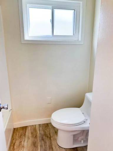 Main picture of 416 Rose Ave
