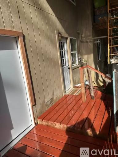 Main picture of 928 Hillcrest Dr