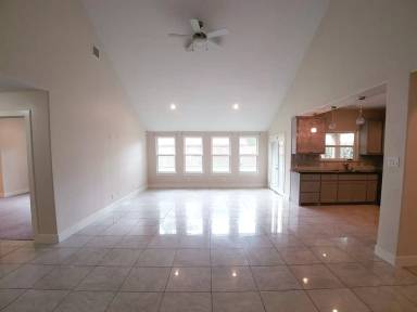 Main picture of 7211 Wind Dale St