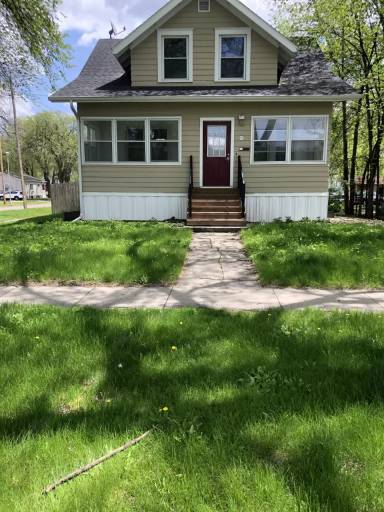 Main picture of 919 College St N