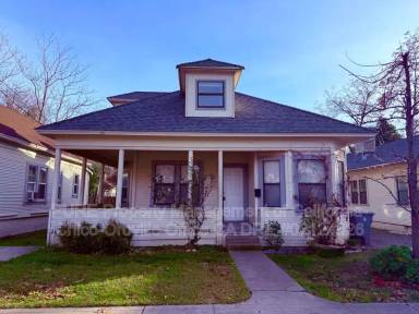 Main picture of 1539 High St