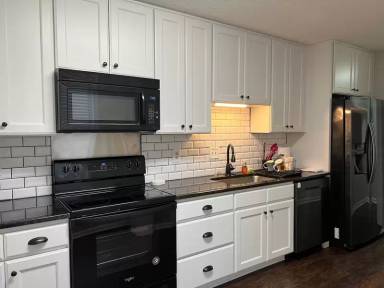 Main picture of 6321 Lakehaven Dr