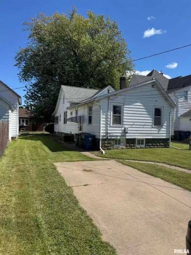 Main picture of 620 N 4th St
