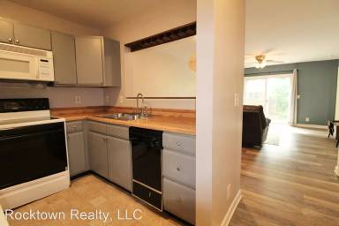 Main picture of Hunters Ridge Condominiums