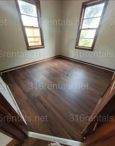 Main picture of 310 Glendale Ave