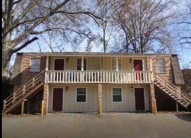 Main picture of 806 Maxwell Dr