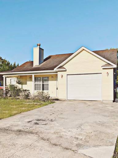Main picture of 8013 Longwood Dr