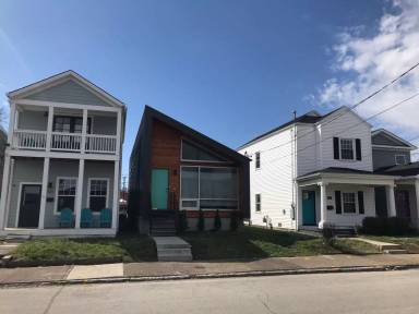 Main picture of 816 Ash St