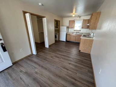 Main picture of 1635 W Neptune St