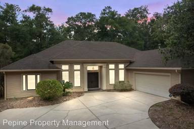 Main picture of 6808 SW 90th St