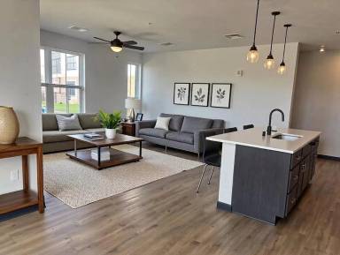 Main picture of 1003 Wild Willow Way