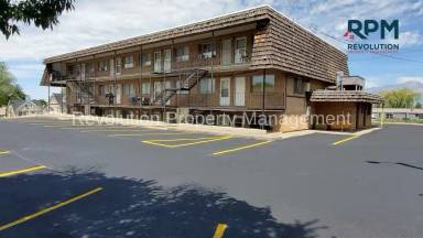Main picture of 3460 Brinker Ave