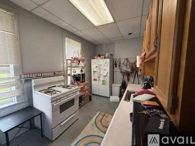 Main picture of 18 Lane St