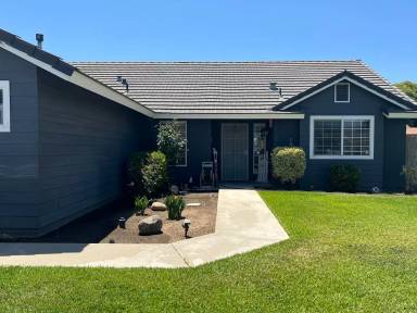 Main picture of 348 E Northridge Dr