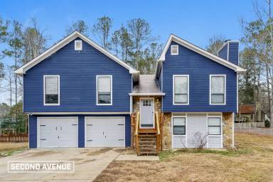 Main picture of 2600 Deerfield Cir SW
