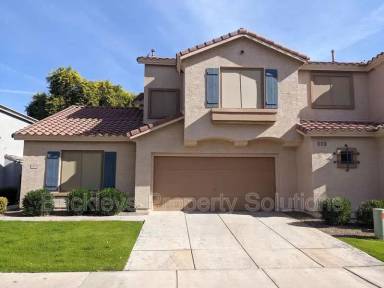 Main picture of 3953 S Crosscreek Dr