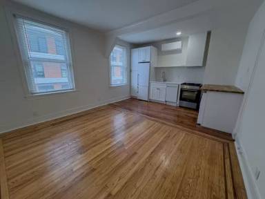 Main picture of 1223 N Franklin St