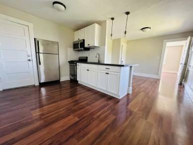 Main picture of 1826 Loma Street - 2