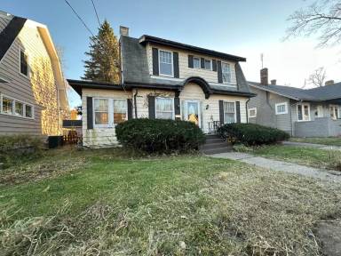 Main picture of 910 E McClure Ave