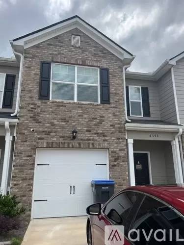 Main picture of 4332 Newland St